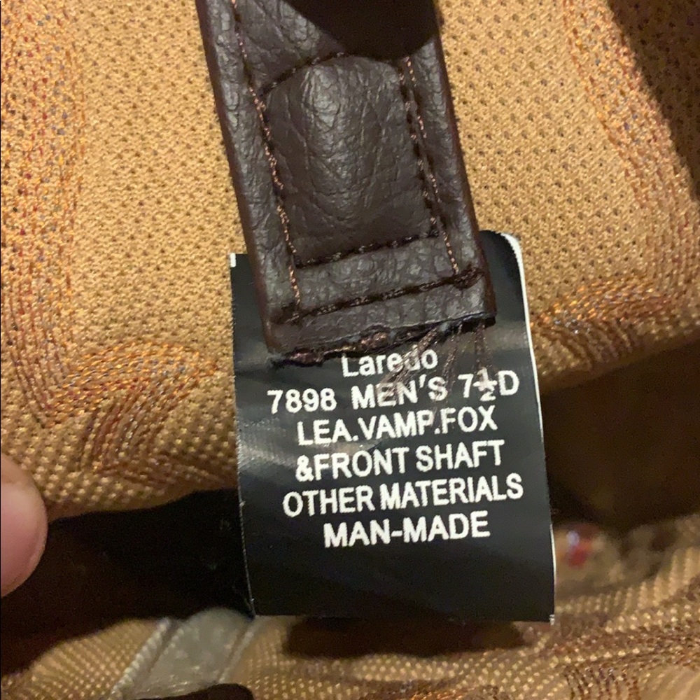 Cowboy boots size 71/2D